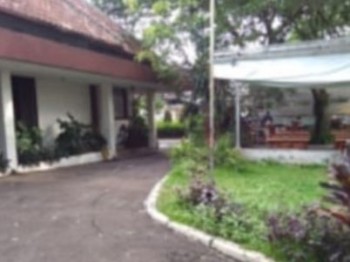 Rumah Lama Hitung Tanah Di Mainroad Jalan Trunojoyo Bandung #1
