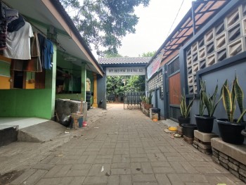 Rumah Dan Kontrakan Halaman Luas Di Kranji Kota Bekasi #1