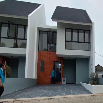 Rumah Cluster Baru Di Jatimakmur Pondok Gede Row Jalan Lebar #1