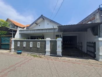Rumah Second Surabaya Utara Dekat Suramadu Terawat Siap Huni #1