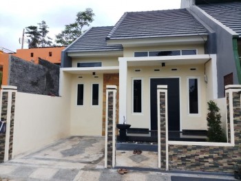 Rumah Baru Siap Huni Di Toyomarto Singosari #1