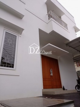 [for Rent] Hunian 2 Lantai Di Lokasi Strategis Jl Kudus-menteng #1