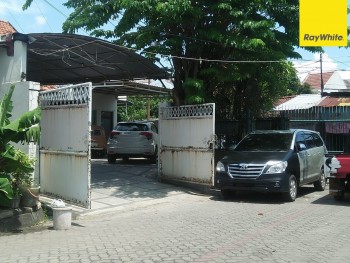 Dijual Rumah Di Jl Rinjani Surabaya Pusat #1