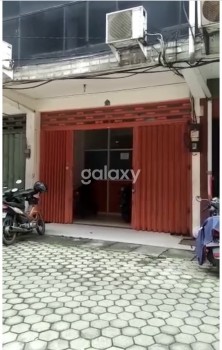 Ruko Komplek Rmi 4 Lantai, Terawat, Siap Huni, Jl. Ngagel Jaya Selatan (code : Ffg) #1