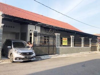 Rumah Dijual Di Pusat Kota Cirebon Dekat Mall Csb, Transmart Cirebon, Mall Grage, Kampus Ugj, Rsud Gunung Jati, Stasiun Cirebon #1
