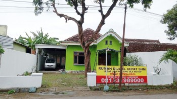 Rumah Dijual Di Madiun Dekat Alun-alun Madiun, Rsud Kota Madiun, Stasiun Madiun, Plaza Lawu, Pt. Inka Madiun #1