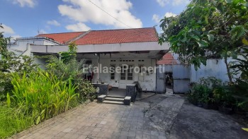 Rumah Dijual Jalan Kahuripan Surabaya #1