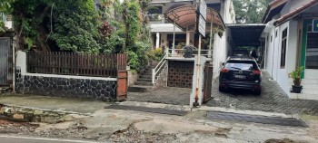 Rumah Dijual Di Bandung Strategis Di Surya Sumantri #1