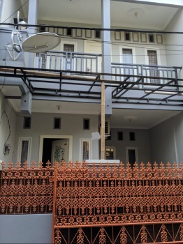Rumah 2 Lantai Di Perum. Jati Rahayu, Pondok Gede, Bekasi #1