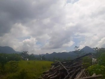 Tanah Di Sinarasi Kec. Tanjungsari ( Jalur Jalan Transyogi) #1