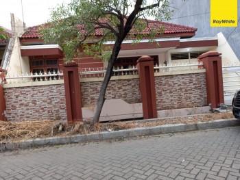 Disewakan Rumah Siap Huni Di Jl. Simpang Darmo Permai Selatan #1