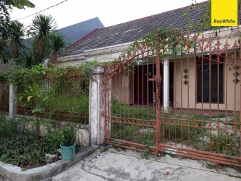Dijual Rumah Shm Di Jl. Simpang Darmo Permai Selatan, Surabaya #1