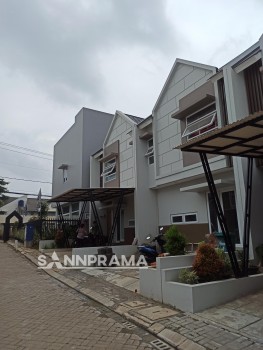 Rumah Modern 2 Lantai Di Rawakalong Bogor #1