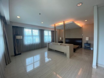 For Rent Pondok Indah Golf Apartment 4br 354 Sqm #1