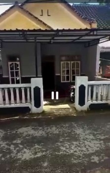 Dijual Rumah 200 Jutaan Siap Huni Poncokusumo Malang #1
