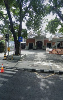 Dijual Rumah Dan Cafe Tengah Kota Jalan Bandung Malang 19 Milyar #1