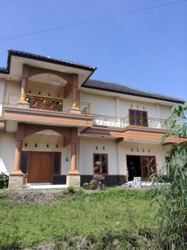 Dijual Rumah Villa Lokasi Desa Punten Bumiaji Kota Batu Jawa Timur 2 Lantai #1