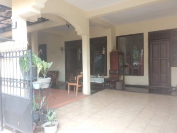 Dijual Rumah Di Perum Dirgantara Permai Simpang 4 Malang 2 Lantai 900 Juta #1