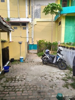 Dijual Rumah Kontrakan 4 Pintu Lokasi Strategis Belakang Masjid Raya Lemah Abang Kabupaten Bekasi Jawa Barat #1