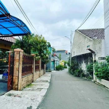 Rumah 2 Lantai Luas Dan Siap Huni Lokasi Batu Kramat Batu Ampar Condet Kramat Jati Jakarta Timur #1