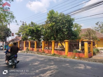 Rumah Luas Dengan Kolam Pemancingan Jalan Raya Pacet Ciparay #1