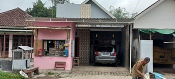 Dijual Rumah Huni Dan Tempat Usaha Lokasi Poros Jalan Raya Utama Kedungrejo Pakis 850 Juta #1