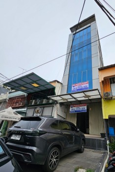 Ruko Dijual Pluit Selatan Raya Uk 120m2 Ada 4lt Full Renov  At Jakarta Utara #1