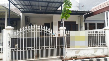 Disewakan Rumah Siap Huni Simpang Darmo Permai Selatan #1