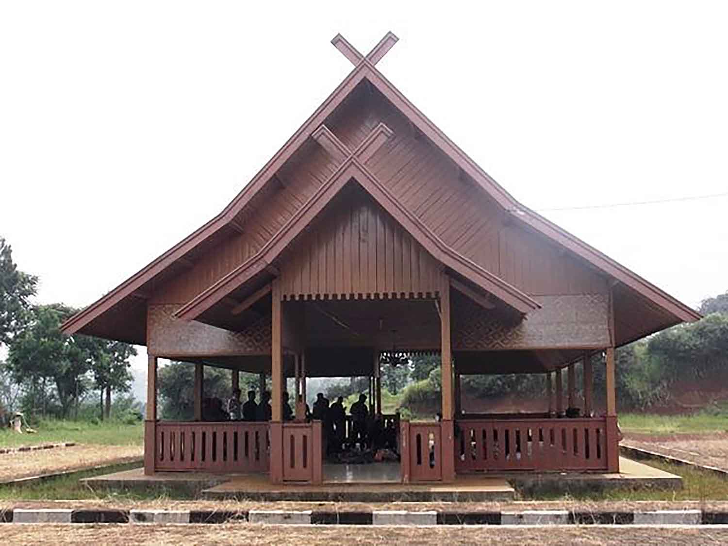 Rumah Imah Julang Ngapak